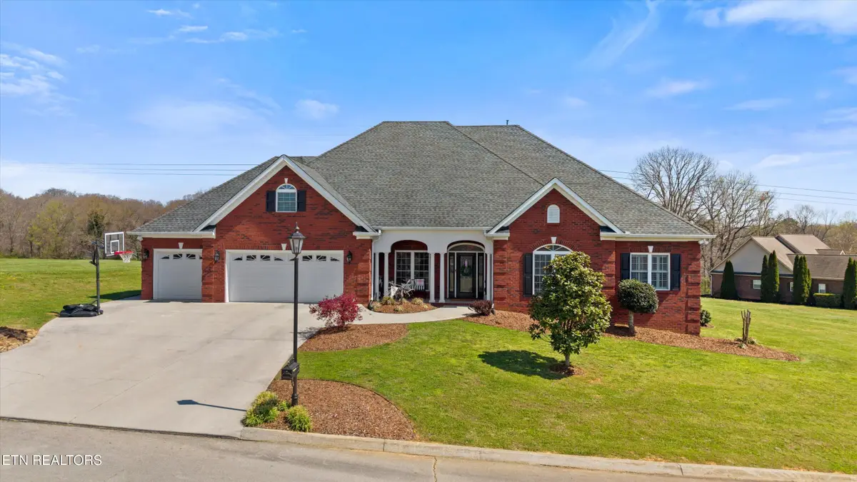 501 Cheyenne Blvd, Lenoir City, TN 37772 - #1