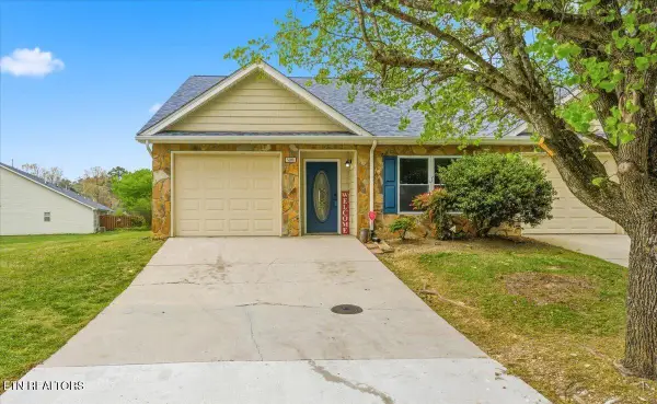 5289 Avery Woods Lane, Knoxville, TN 37921