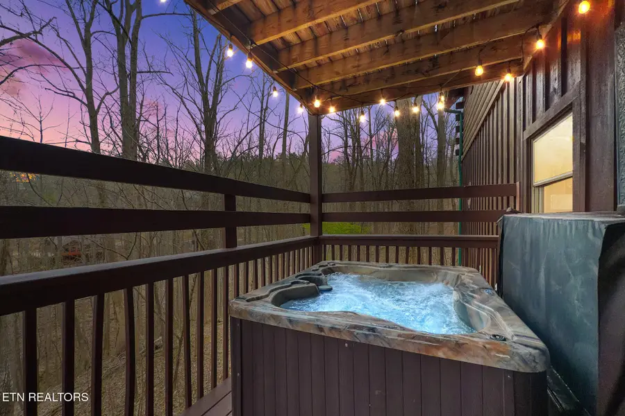3175 Emerald Springs Loop, Sevierville, TN 37862 - #3