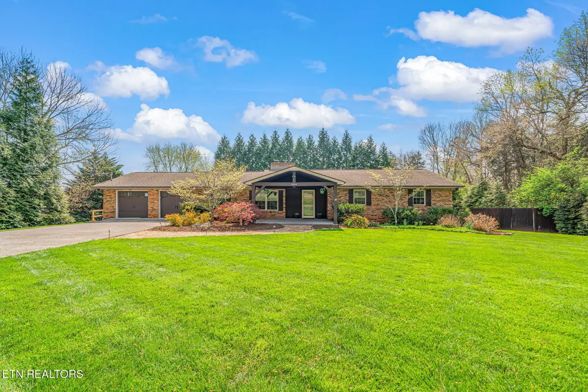8344 Nubbin Ridge Rd, Knoxville, TN 37923 - #1