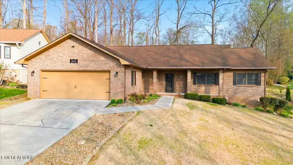 301 Cheestana Way, Loudon, TN 37774