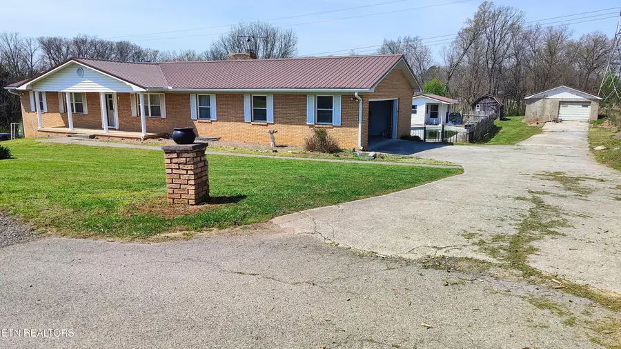 1905 Princeton Rd, Maryville, TN 37801 - #2