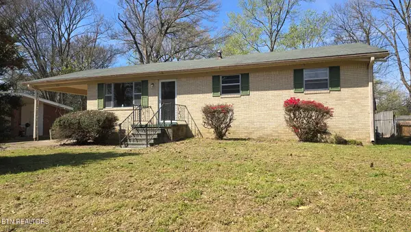 633 Melton Ave, Dyersburg, TN 38024