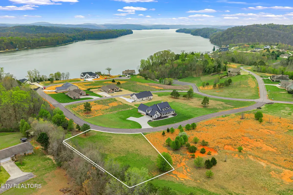 129 Docks Of The Bay Drive, Harriman, TN 37748 - #1