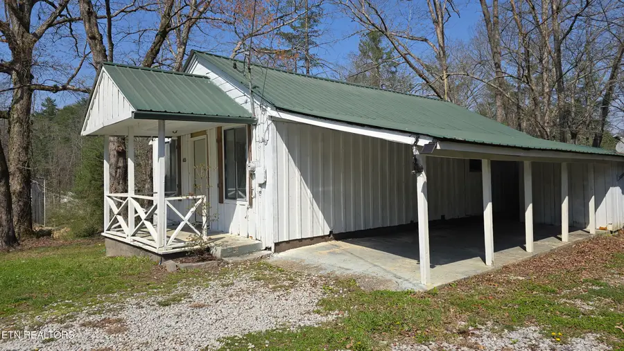 655 Coal Hill Rd, Harriman, TN 37748 - #2