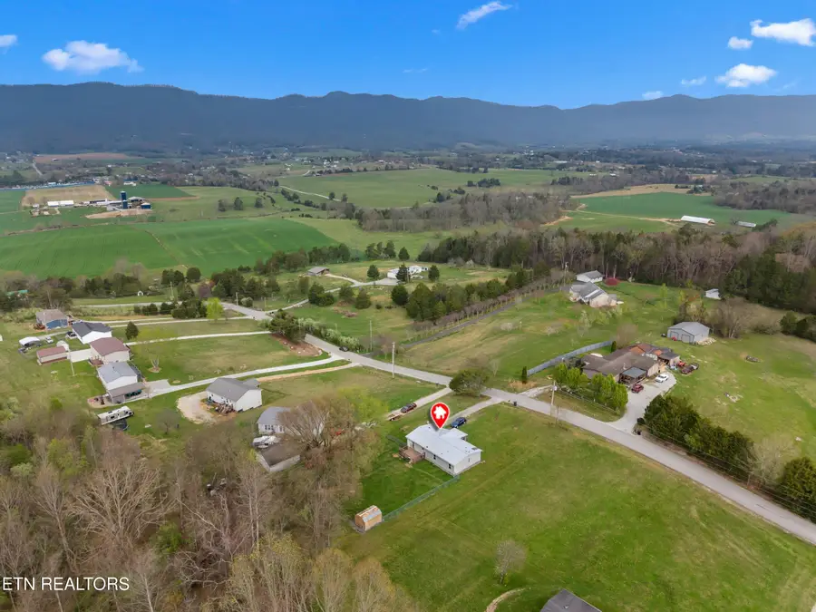 242 Cowan Lane, Lafollette, TN 37766 - #3