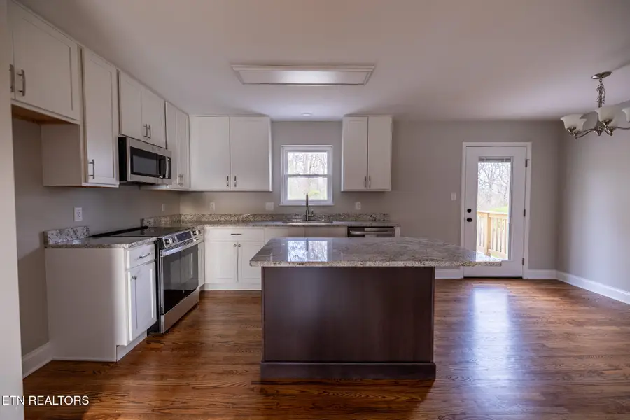 2318 Black Bear Rd, Knoxville, TN 37923 - #3