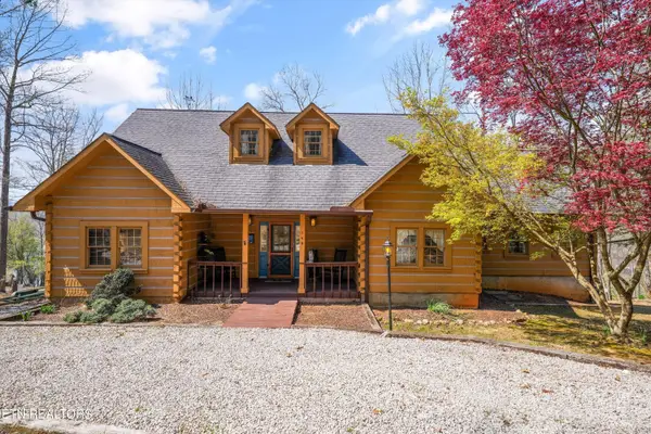 149 E Deer Walk Lane, LaFollette, TN 37766