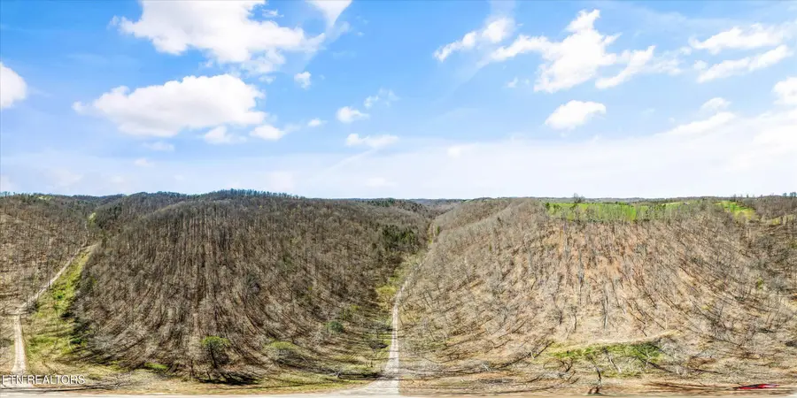 515 Robinson Rd, New Tazewell, TN 37825 - #3