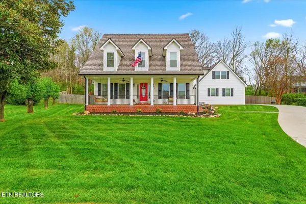 877 Somerset Drive, Maryville, TN 37803