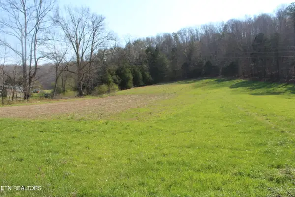 3044 Caney Creek Rd, Pall Mall, TN 38577