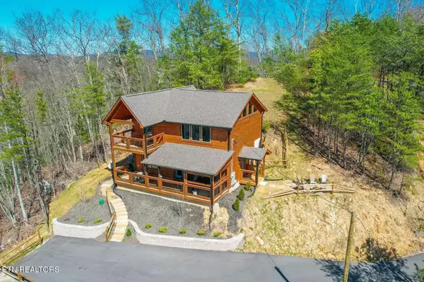 763 Ski View Lane, Sevierville, TN 37876
