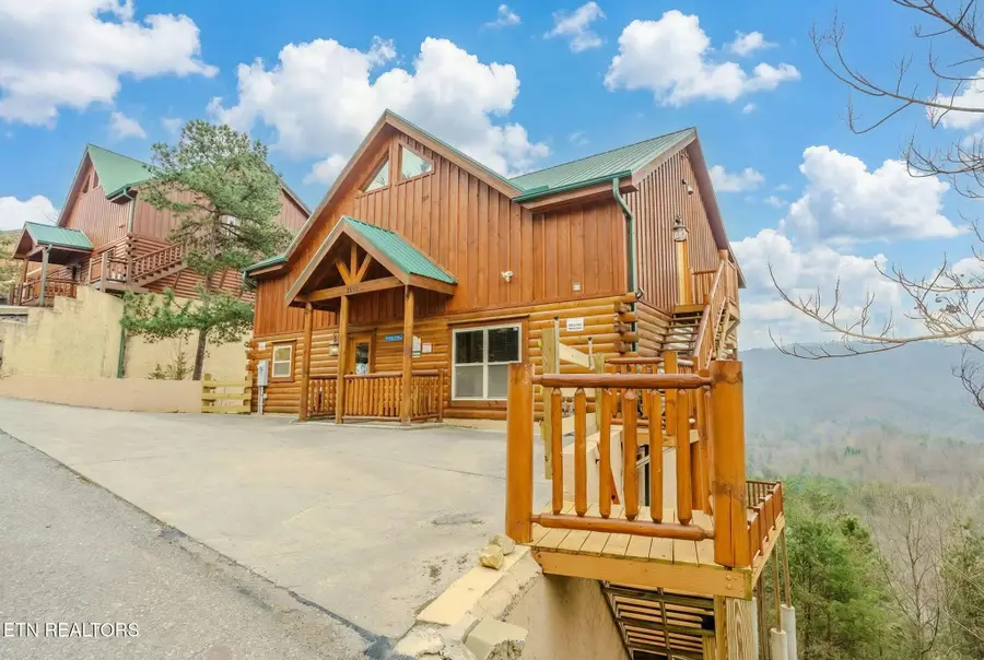 4831 Highland Place Way, Pigeon Forge, TN 37863 - #3