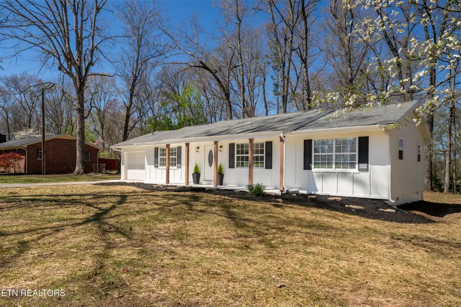 935 Forest Heights Circle, Lenoir City, TN 37772 - #3