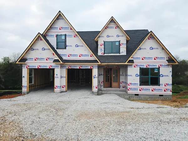 761 Maclaren Way, Lenoir City, TN 37772