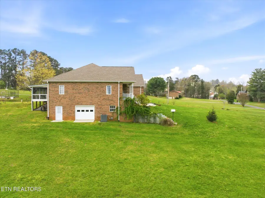 504 Overlook Rd, Lenoir City, TN 37771 - #3