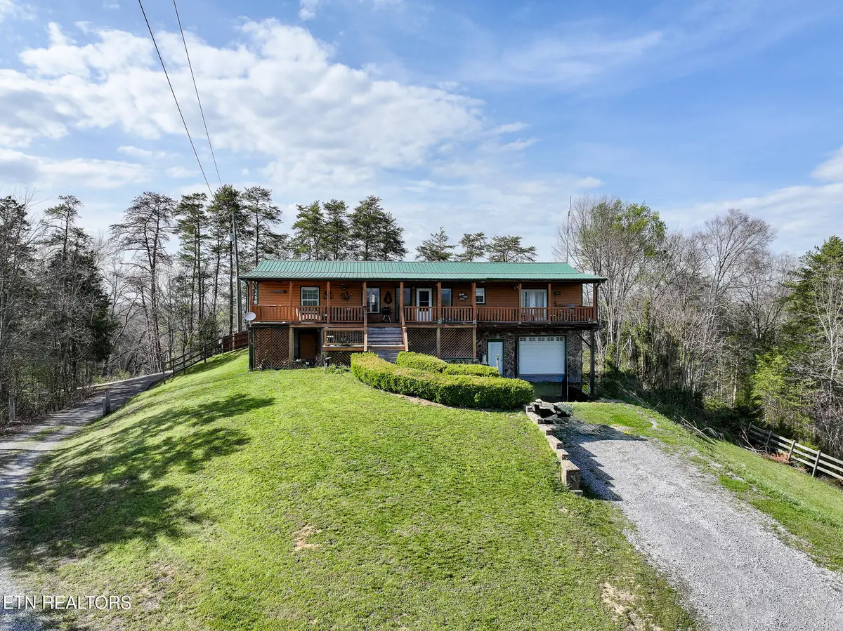 2440 Levee Way, Sevierville, TN 37876 - #1