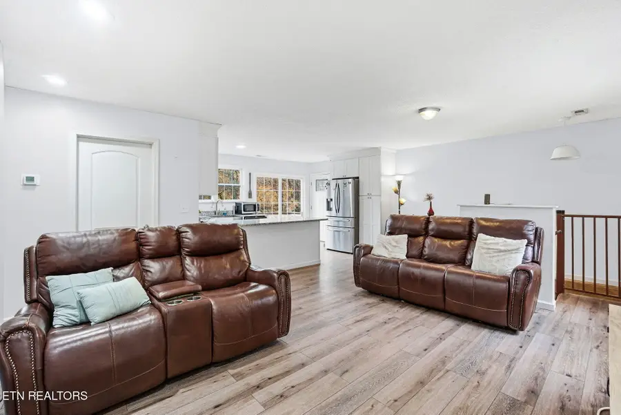 61 Old Stagecoach Rd, Crossville, TN 38555 - #2