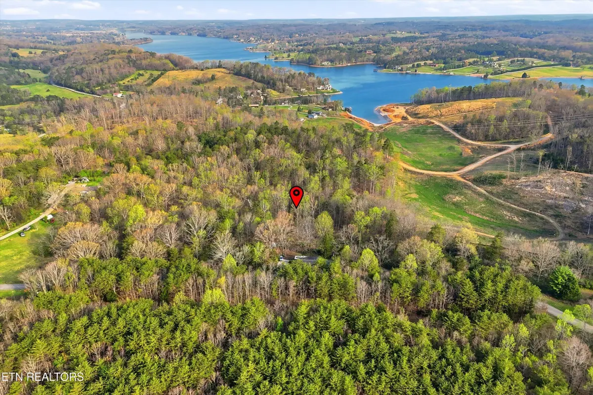 5104 Rest Camp Rd, Lenoir City, TN 37772 - #1