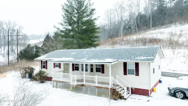 120 Huckleberry Lane, Rocky Top, TN 37769