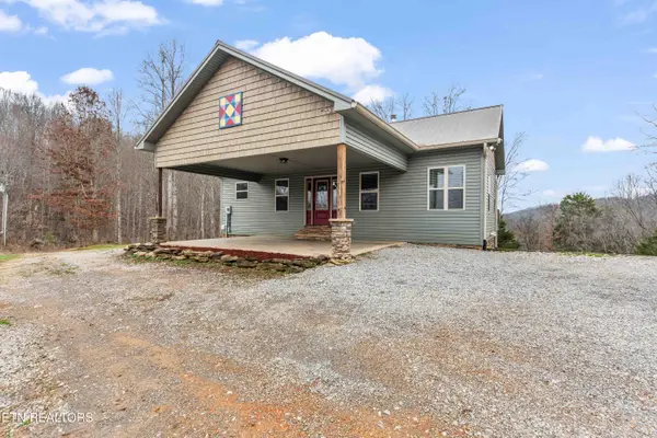 810 Mannis Rd, Madisonville, TN 37354