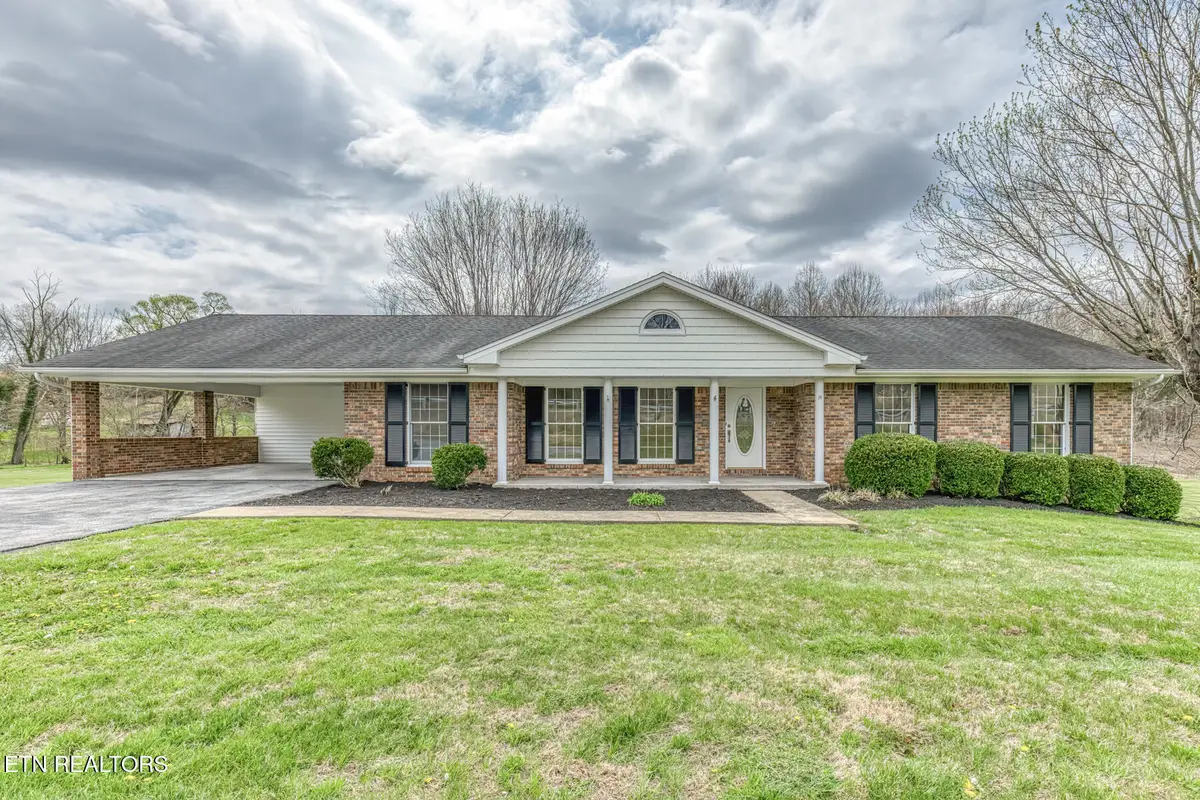 5509 Memorial Blvd, Kingsport, TN 37664 - #1