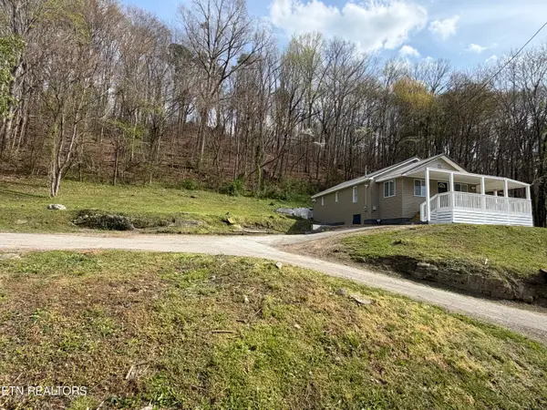 717 Cherry St, LaFollette, TN 37766