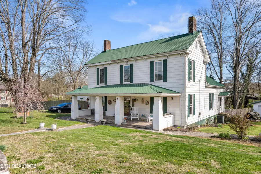 526 Old Middlesboro Hwy, Lafollette, TN 37766 - #3