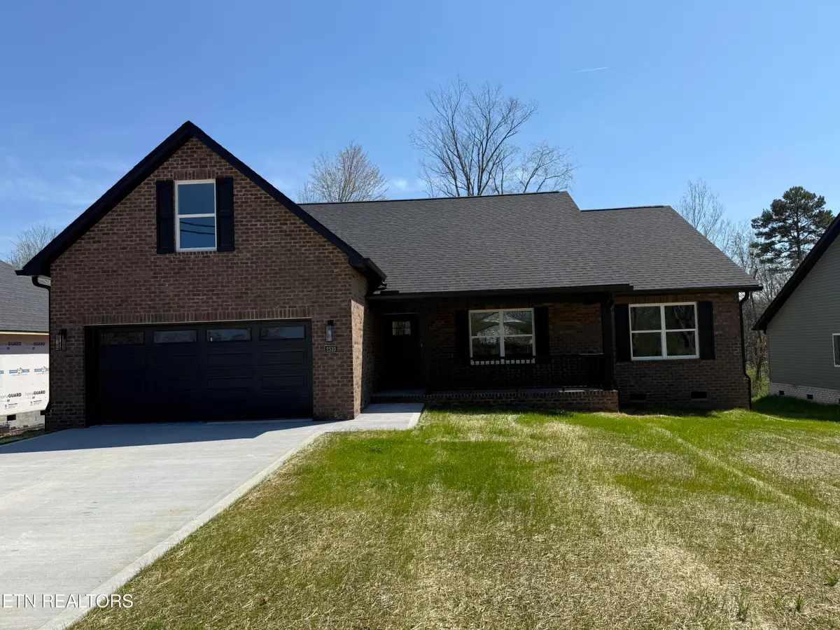 2510 Patrick Ave, Maryville, TN 37804 - #1