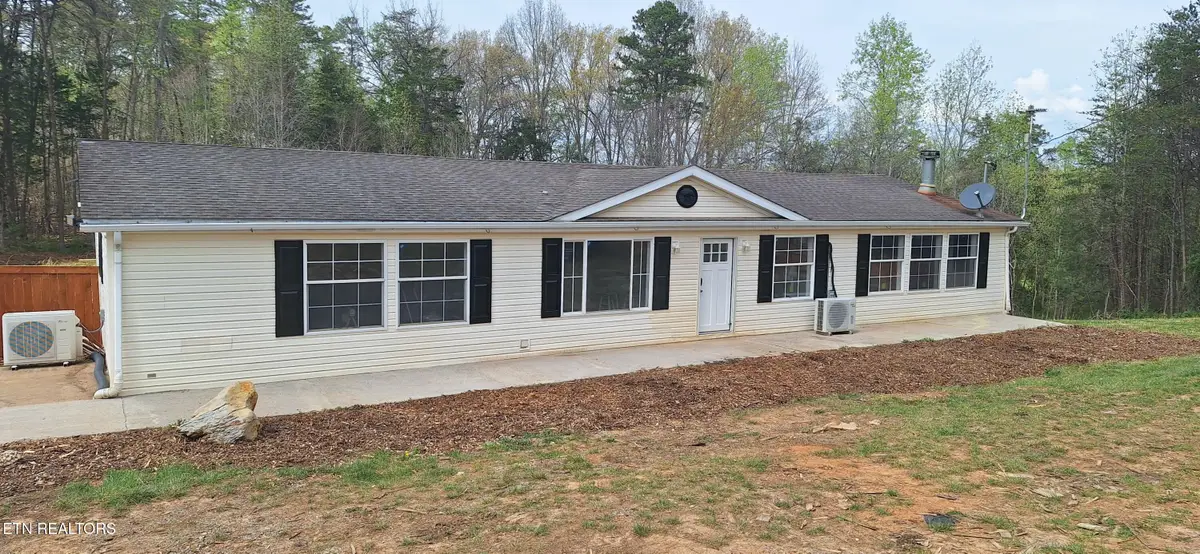 719 Adams Rd, Strawberry Plains, TN 37871 - #1