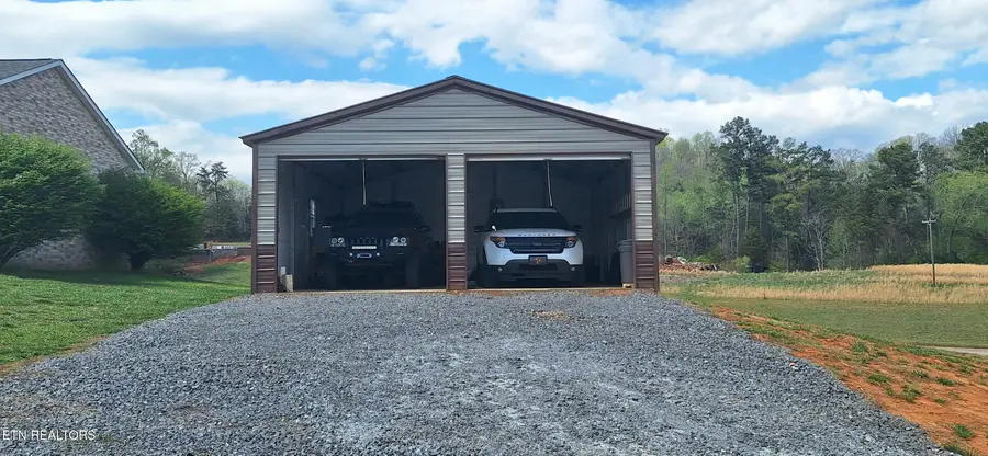 6199 Sinking Creek Rd, Greenback, TN 37742 - #3