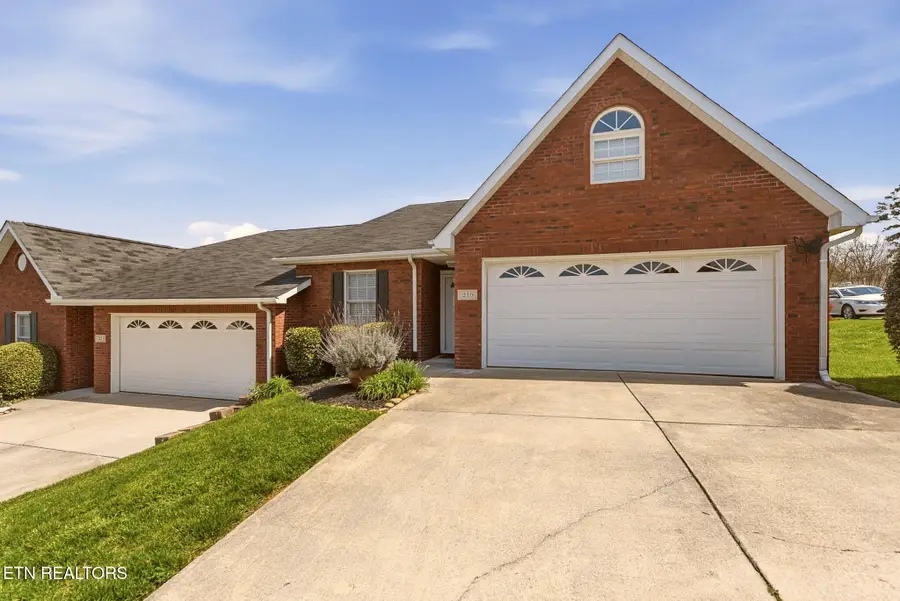 210 Butterfly Way, Knoxville, TN 37924 - #2