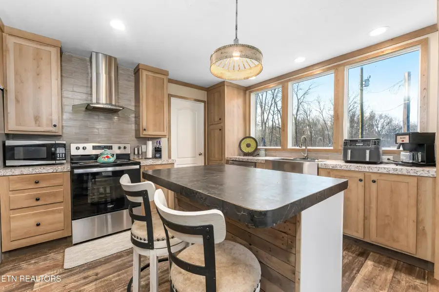 335 S Rogers Rd, Seymour, TN 37865 - #3