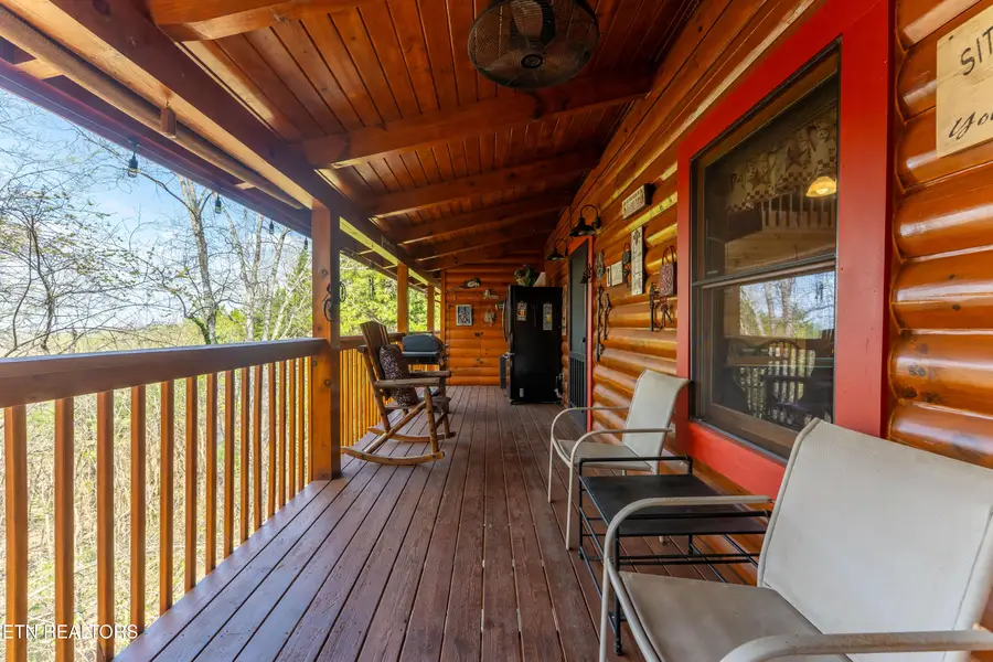 1074 Willard Way, Sevierville, TN 37876 - #3