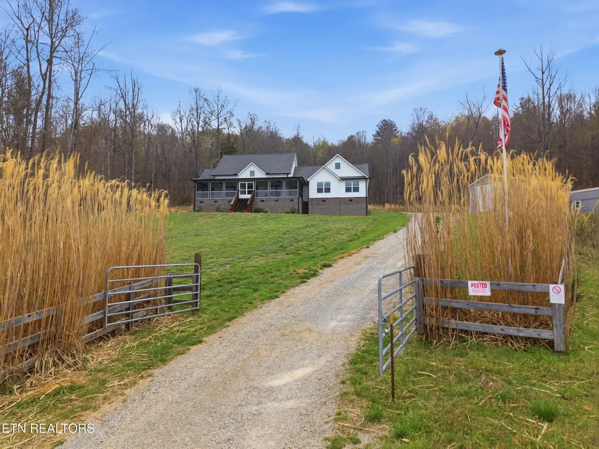 113 Brashears Rd, Harriman, TN 37748 - #1