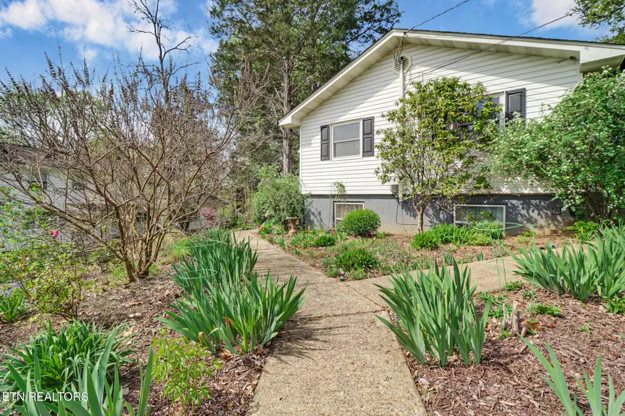 101 Tabor Rd, Oak Ridge, TN 37830 - #3