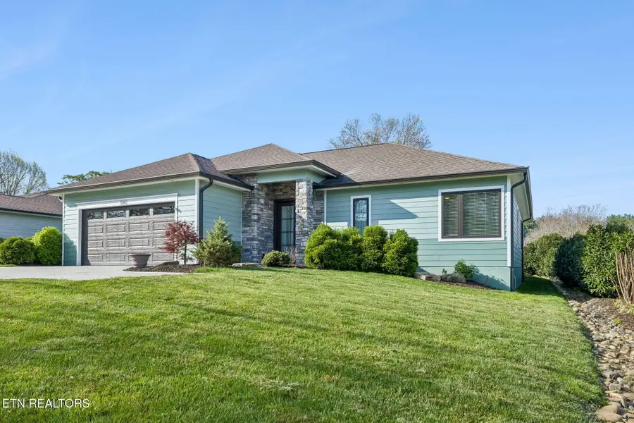 1947 Cochran Rd, Maryville, TN 37803 - #3