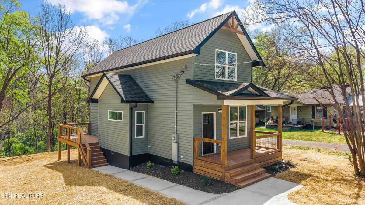 376 Nash Rd, Knoxville, TN 37914 - #1