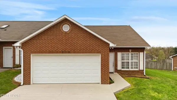 2530 Glen Meadow Rd, Knoxville, TN 37909