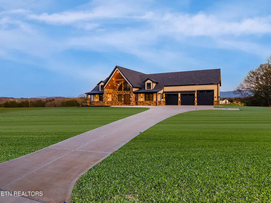 411 Meadow Rd, Greenback, TN 37742 - #2