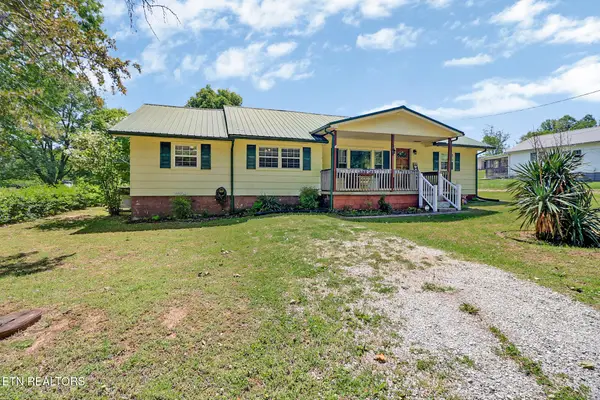 280 Harding Rd, Harriman, TN 37748