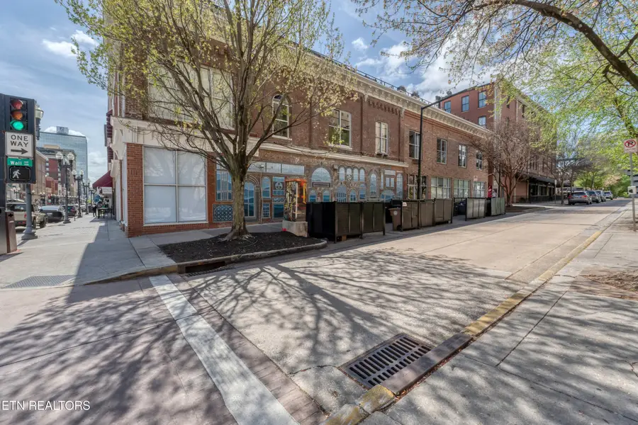306 Wall Ave #12, Knoxville, TN 37902 - #3
