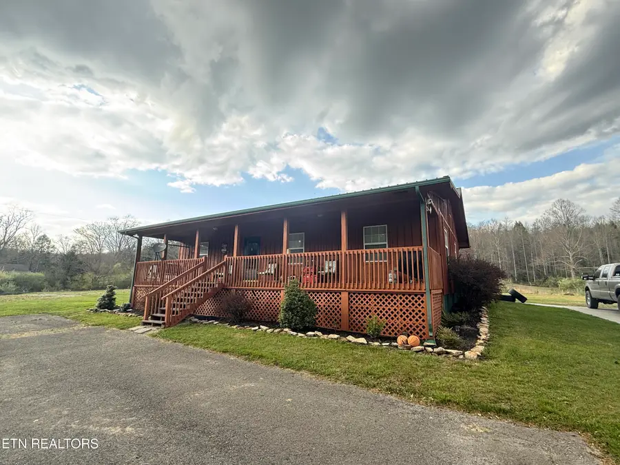 128 Old Stinking Creek Rd, Lafollette, TN 37766 - #2