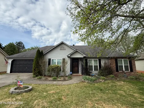 235 Lavista Drive, Maryville, TN 37804