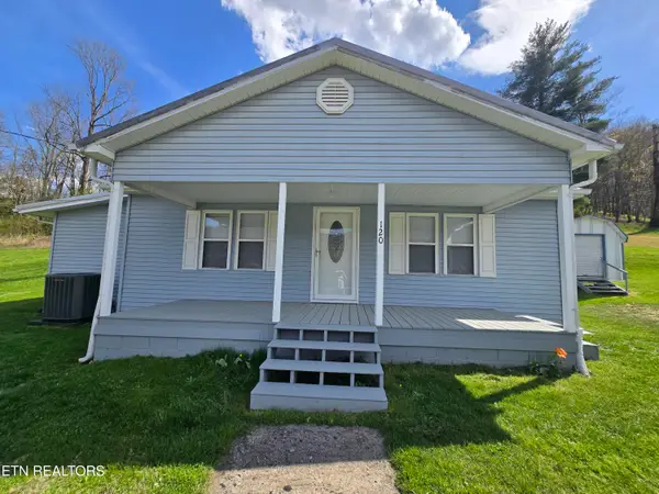 120 Old Fincastle Rd, Rose Hill, VA 24281