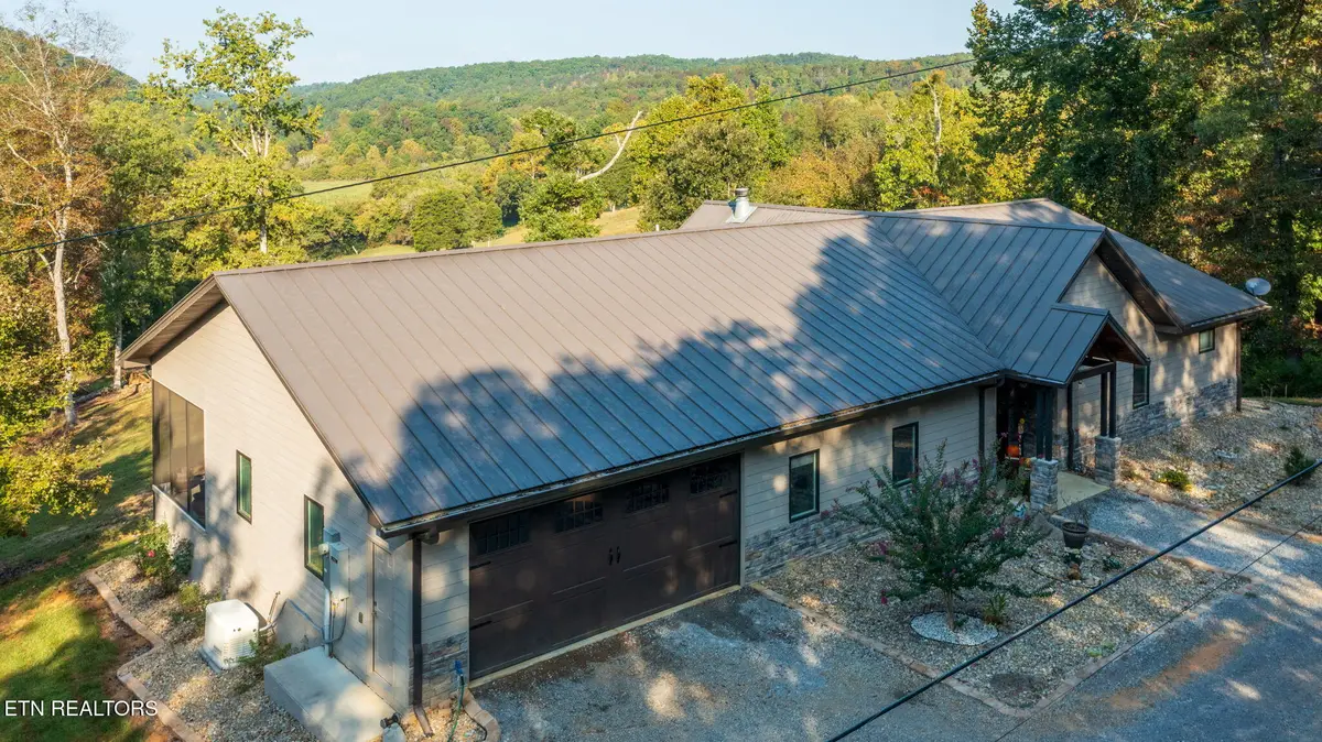 257 Welch Rd, Tellico Plains, TN 37385 - #1