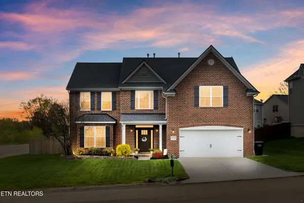 2058 Gusty Wind Lane, Knoxville, TN 37932