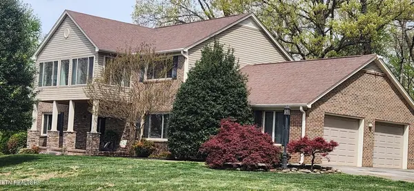 429 Sugarwood Drive, Knoxville, TN 37934