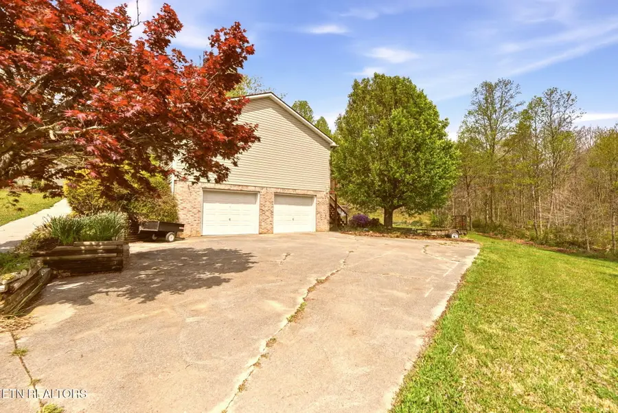 2814 Silver Creek Rd, Knoxville, TN 37924 - #3