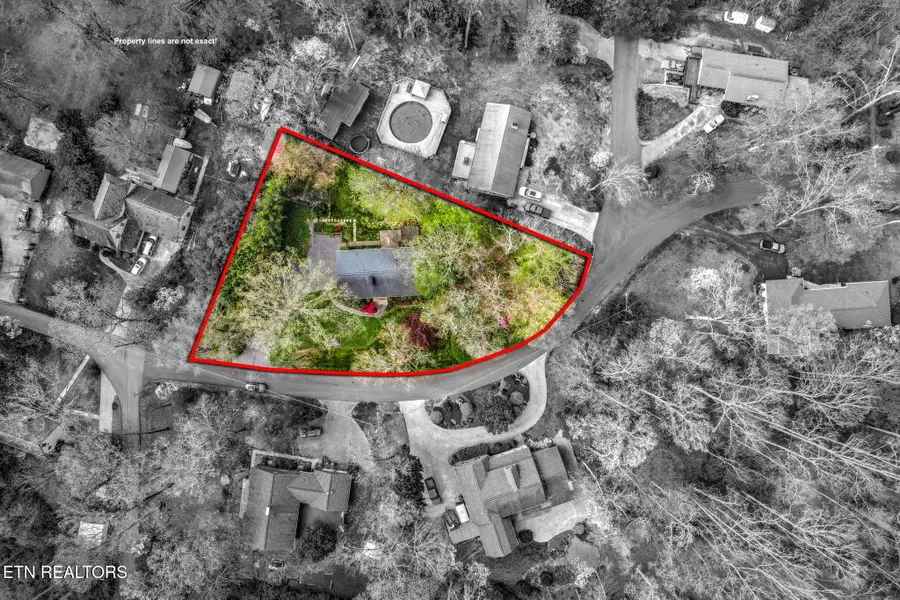 5909 Weems Rd, Knoxville, TN 37918 - #2